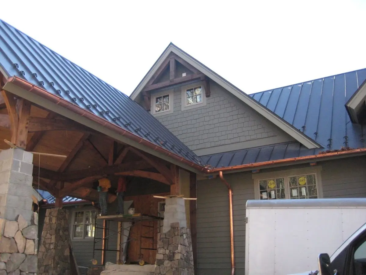 Craftsman Roofing team delivering quality roofing work in Onward